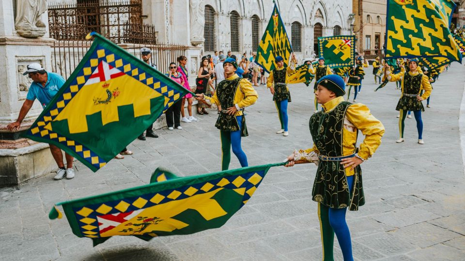 Cultural Insights and Practical Tips for Travelling in Europe – Europe