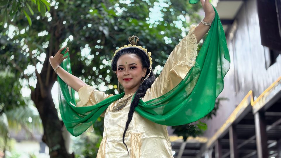 Indonesian Culture, Cuisine, and Travel Tips – Indonesia